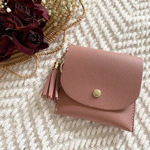 *Brand New* LARK & IVES "Rose" Card Purse